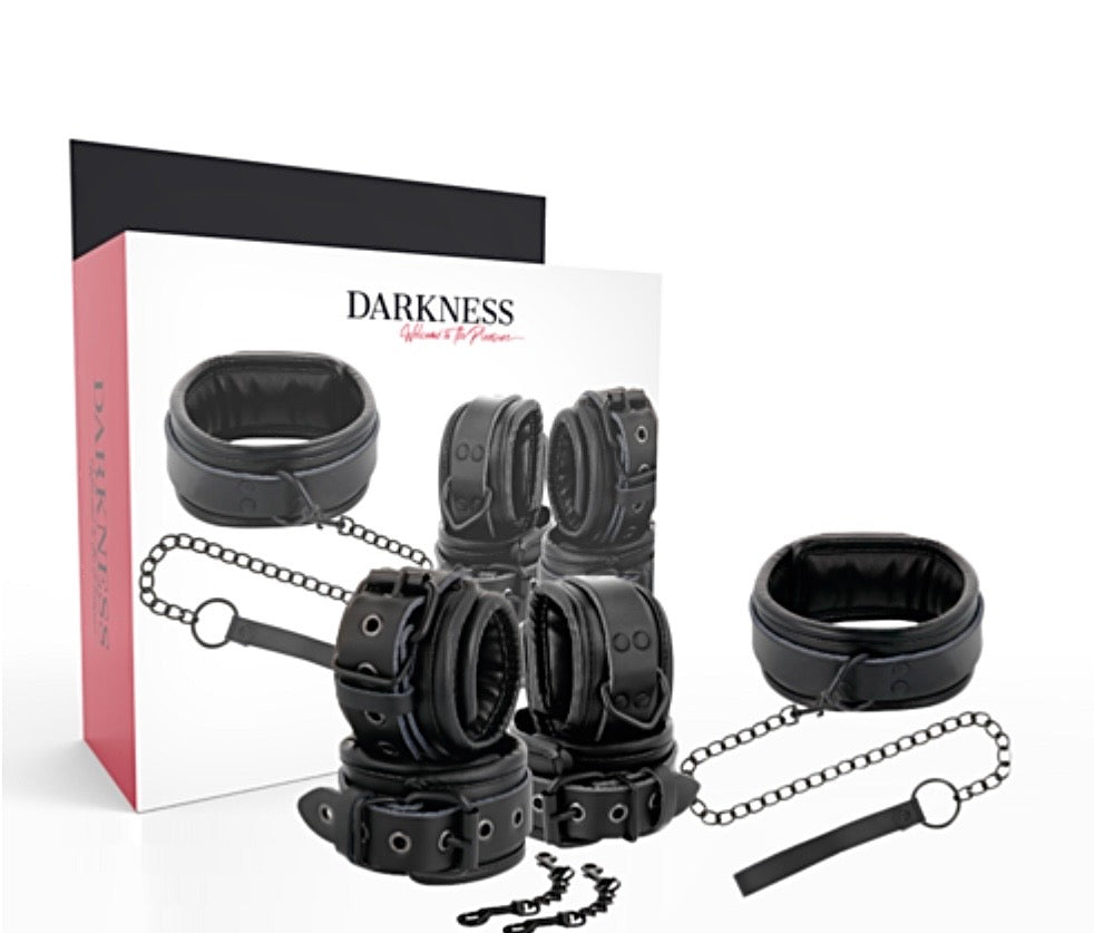 Conjunto Darkenes- Collar, esposas y tobilleras de cuero